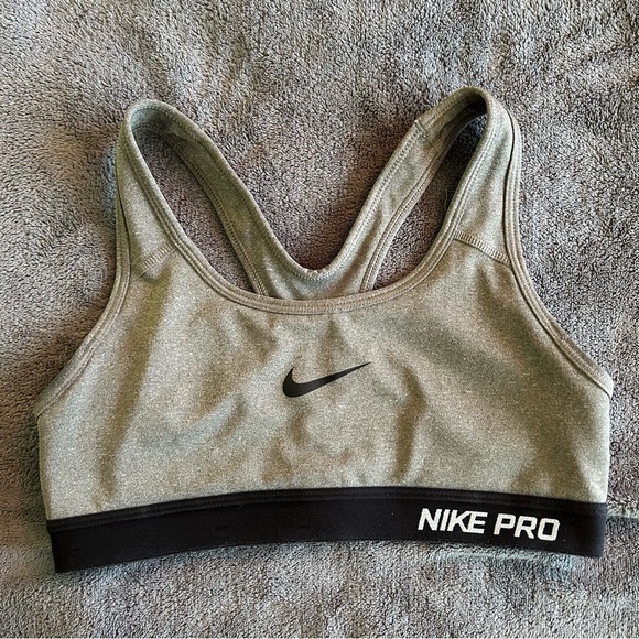 Nike Sports Bra Bundle (Size XS) - Picture 2 of 7